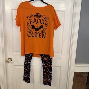 Bobbie Brooks Halloween Themed Sleep Set. Size 2xL & XL